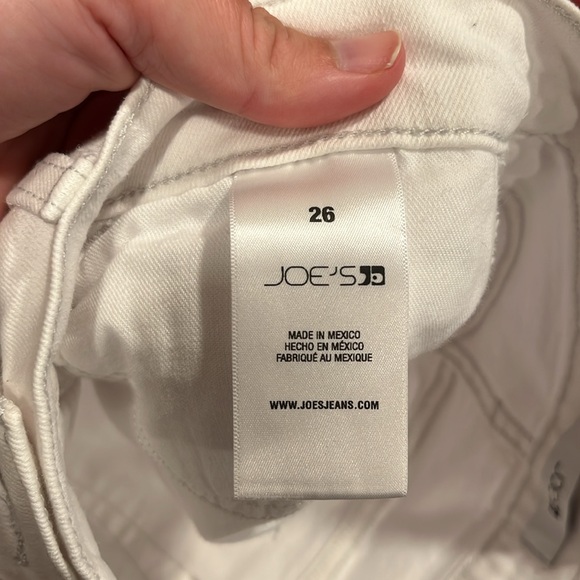 Joe’s Jeans High Rise Distressed Flare White Jeans Size 26 - Picture 11 of 13